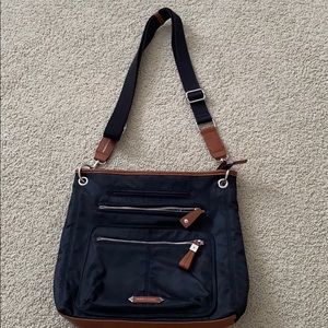Crossbody purse